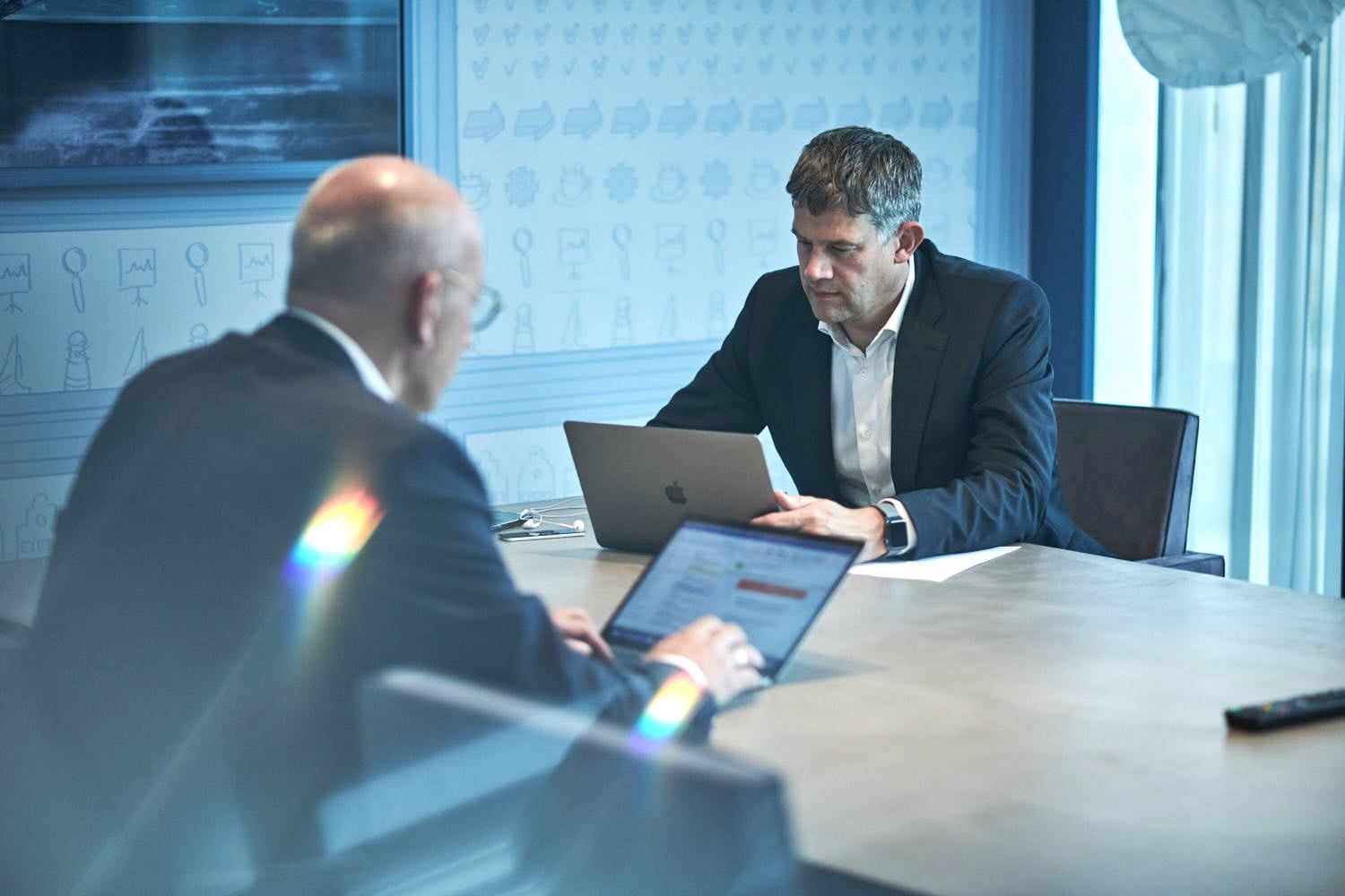 Find out what to expect from the MiCAR permit or notification.